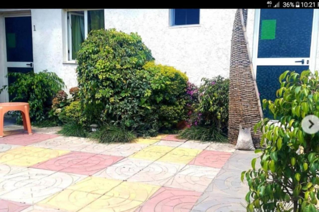 Wib Guesthouse Addis Ababa Ngoại thất bức ảnh